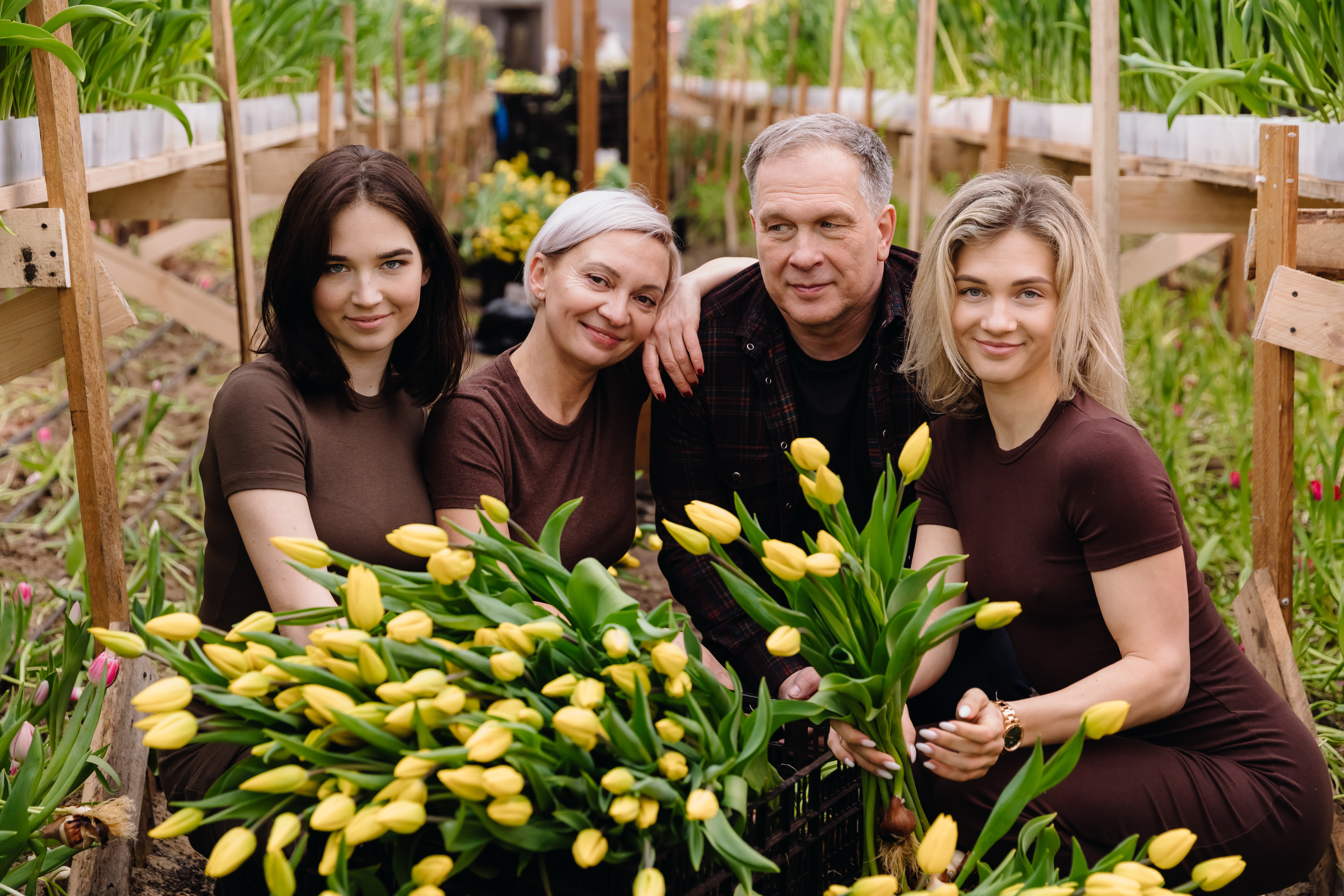 Цветы собственного производства
